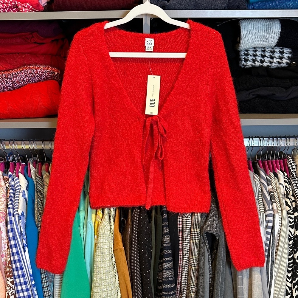 BDG red long sleeve tie front cardigan size M NWT
